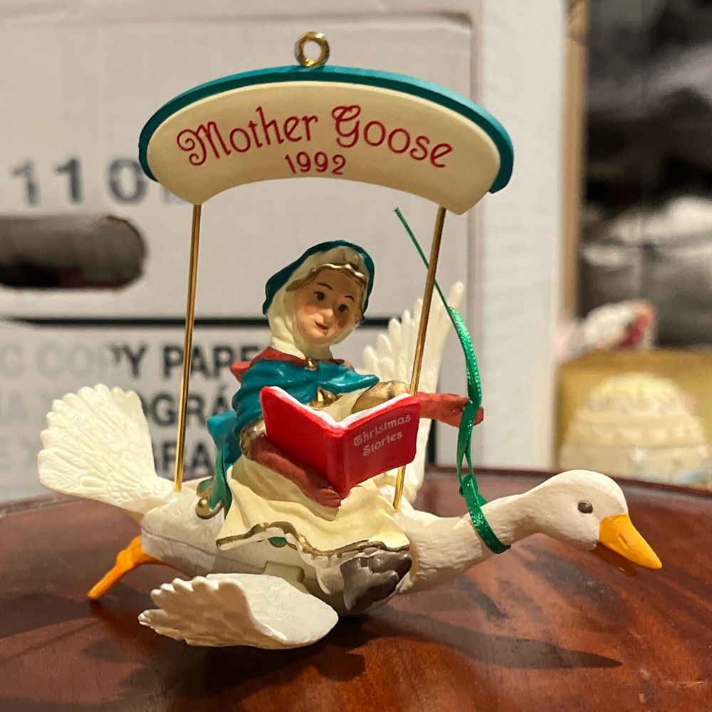 Vintage 1992 collectable Mother Goose Christmas ornament.